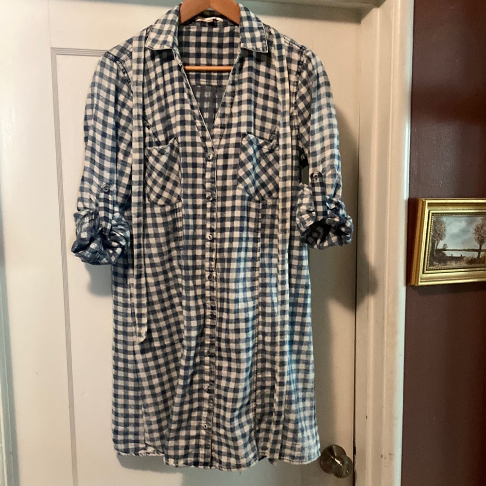 Skies are Blue checkered button up dress with waist tie.